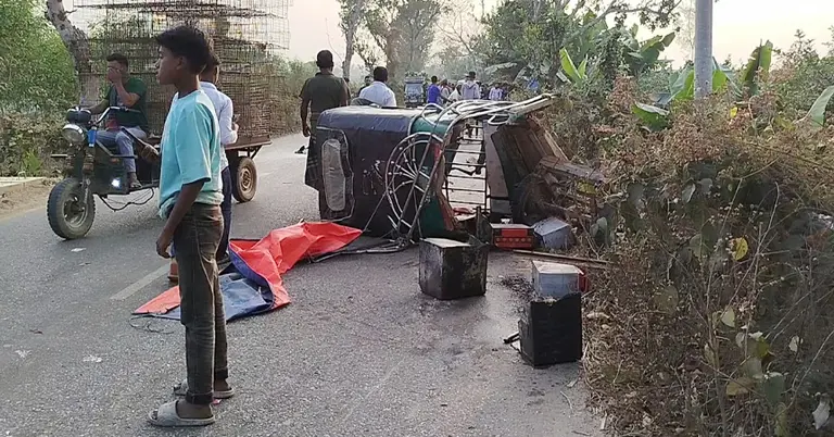 দুর্ঘটনা কবলিত অটোরিকশা